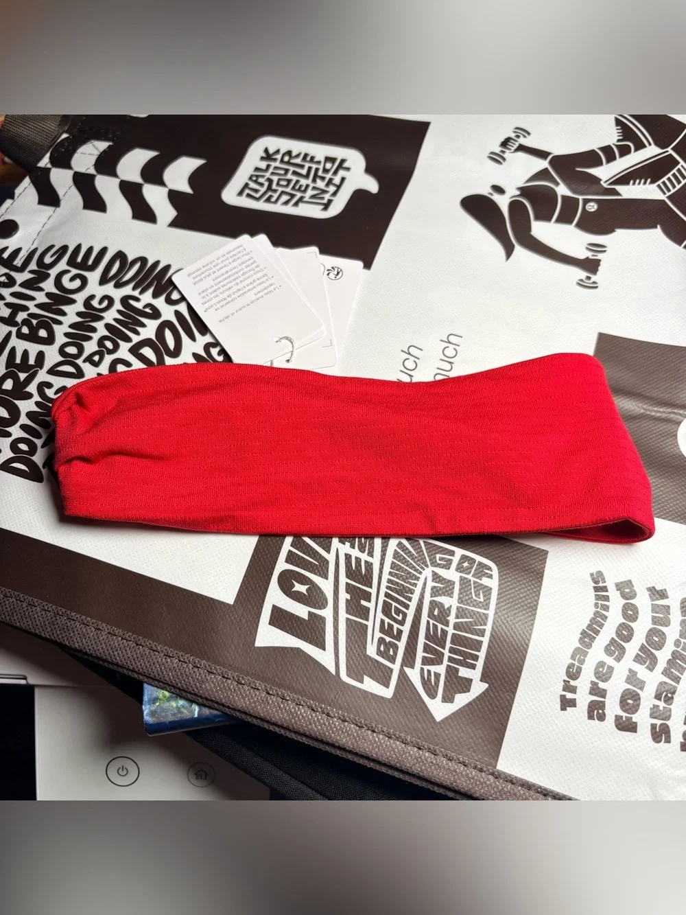 Lululemon License To Train Wide headband. NWT Oxford Red